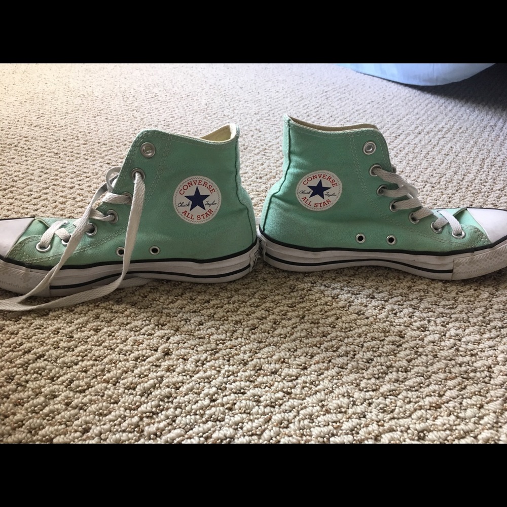 Women’s Size 6 Mint Converse High Tops